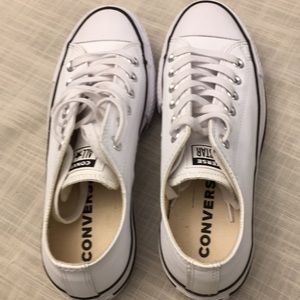 Converse Shoes - White Leather Platform Converse size 6.5 Converse Shoes - White Leather Platform Converse size 6.5